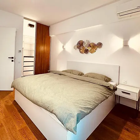 Serenity Vibes, Modern Apartment In One Cotroceni Near Metro & City Center, Bucharest *